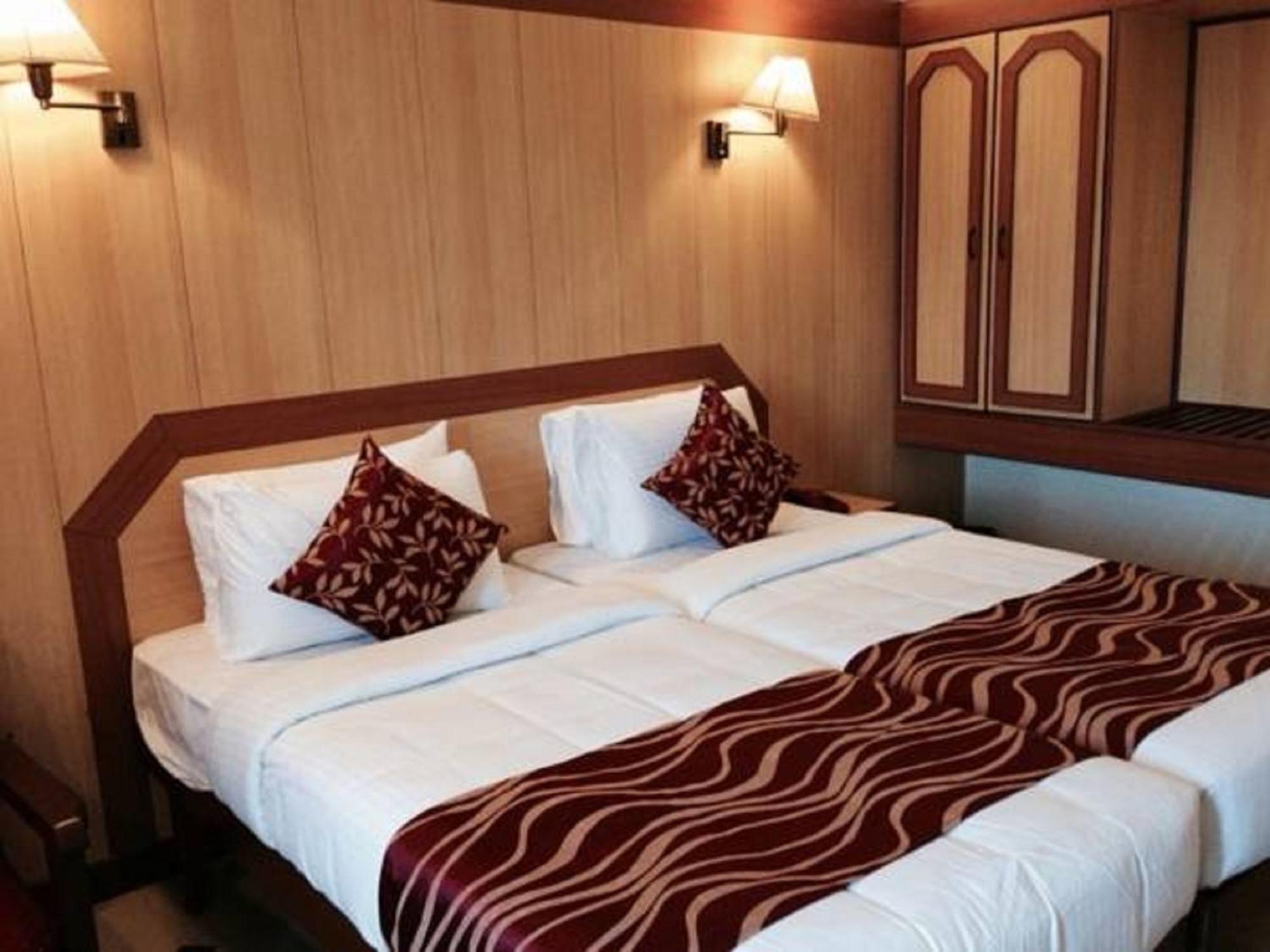 Hotel Swagath Bengaluru Zewnętrze zdjęcie